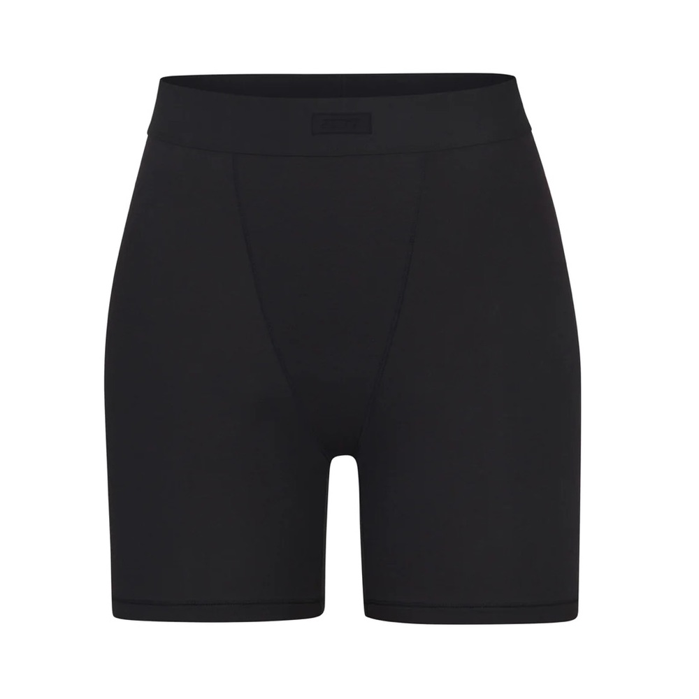 SKIMS Boyfriend Boxer in small